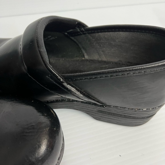 Dansko Shiny Black clogs women’s size 39 - Picture 7 of 13
